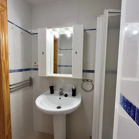 Beautiful 8 Minutes From The Beach, With River Views Apartamento