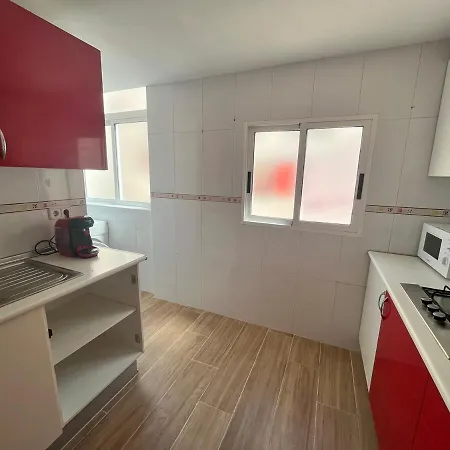 Beautiful 8 Minutes From The Beach, With River Views * Villajoyosa